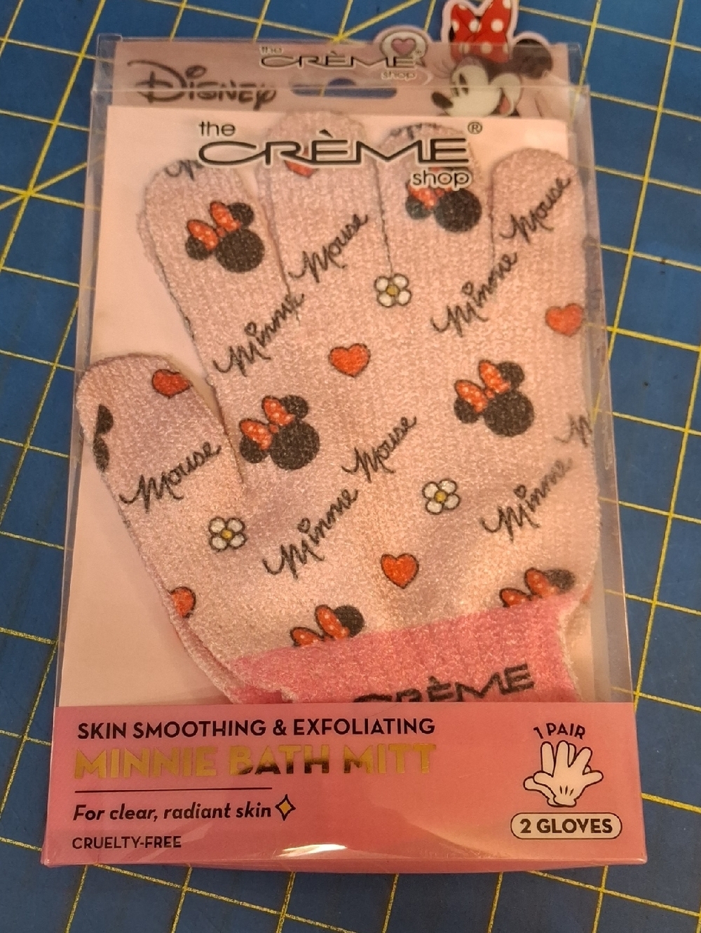 The Creme Shop Disney Minnie Mouse Bath Mitt - Pink Exfoliating Glove